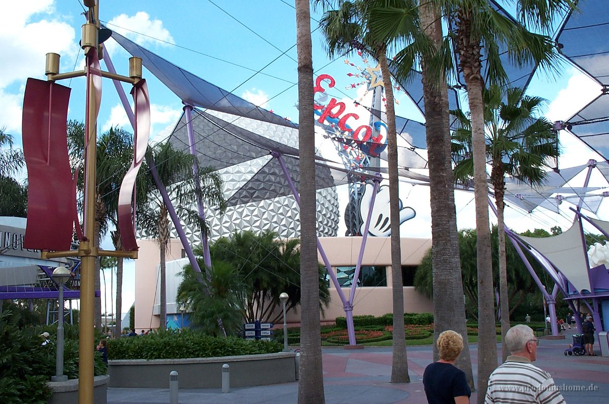 578 - Epcot - Spaceship Earth