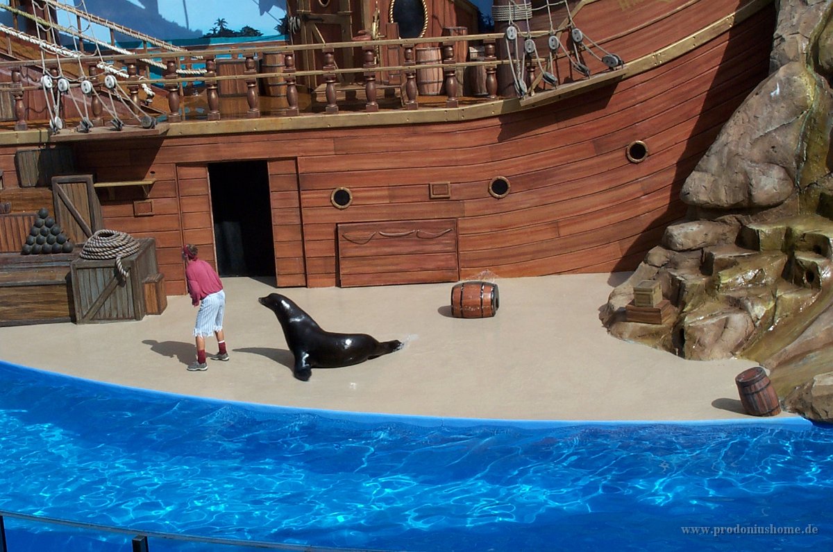 694 - Seaworld - Sealion & Otterstadium