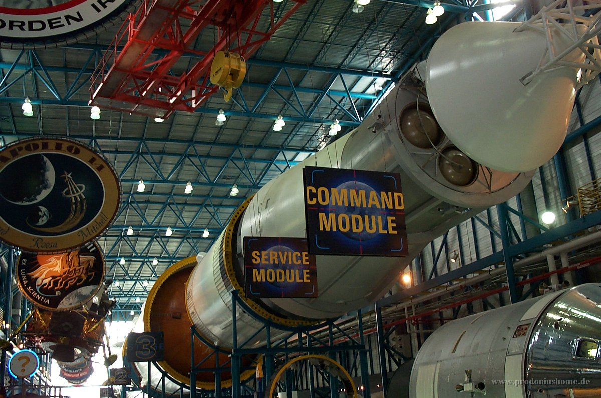724 - Kennedy Space Center - Saturn V (110m lang)