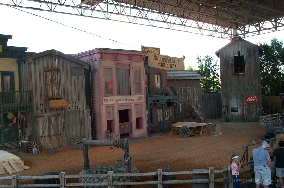 758 - Universal - The Wild, Wild, Wild West Stuntshow