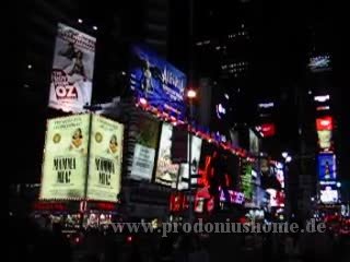 598 - New York - Times Square bei Nacht