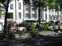 IMG_1959 - Kuhrfürstendamm Blumenwagen.JPG