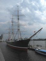 Hamburg 023 - Rickmer Rickmers.jpg