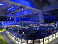 Hamburg 065 - MiWuLa - Airport bei Nacht