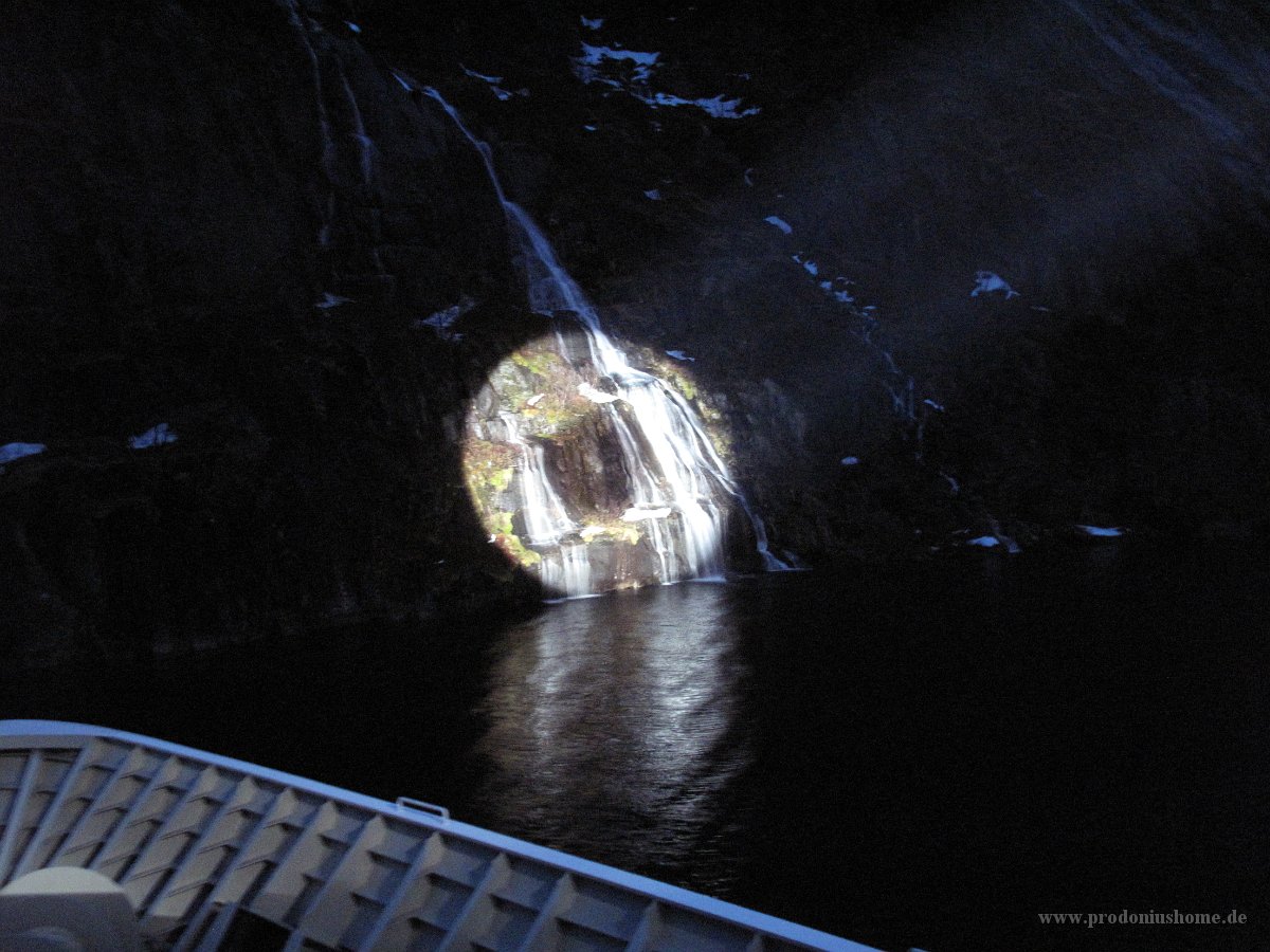 IMG 5990 - Trollfjord - Wasserfall