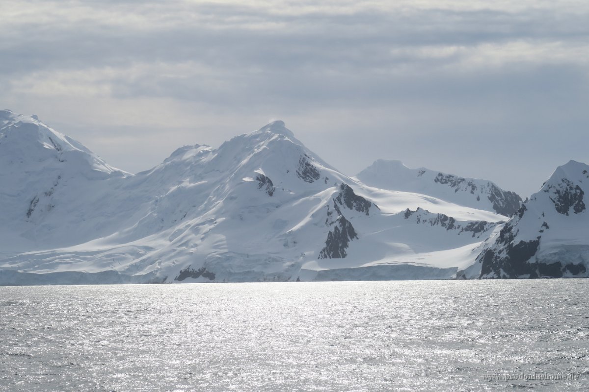 157 G5X IMG 1964 - Weg nach Deception Island