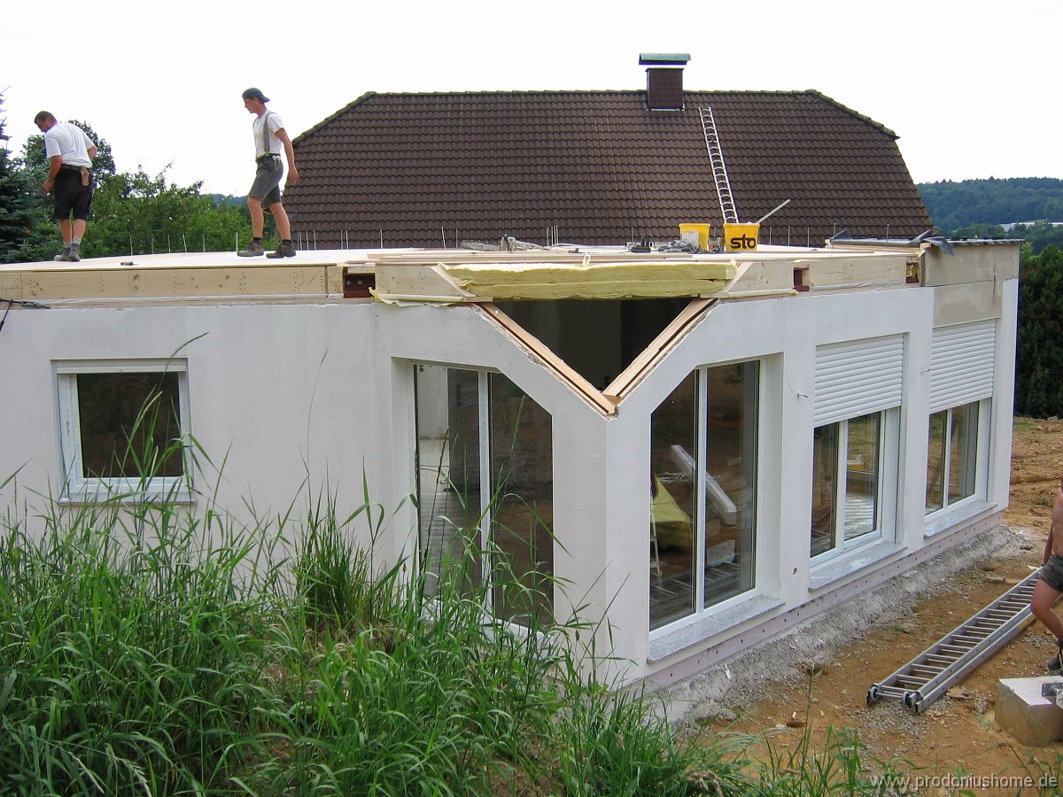 886 - 13.07.2005 - 11 Uhr 50 - Die Decke ist fertig