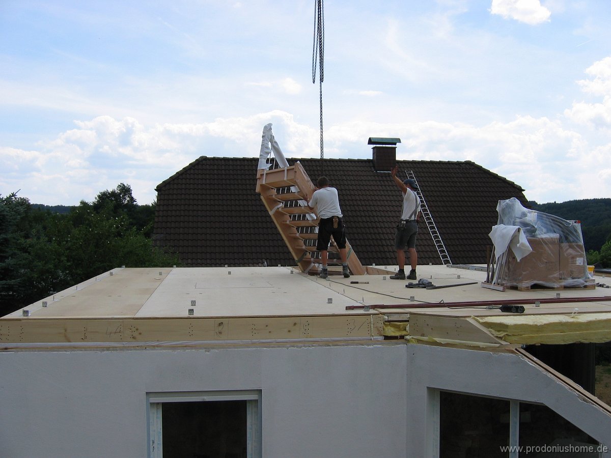 894 - 13.07.2005 - Treppe im Anflug